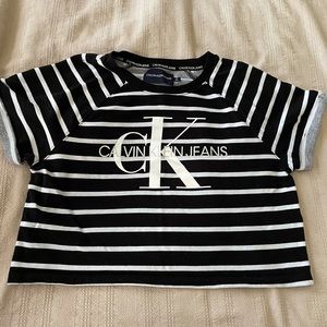 Calvin Klein Jeans Crop Top